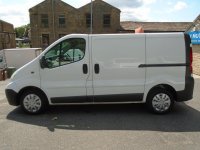 VAUXHALL VIVARO