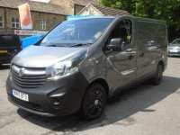 VAUXHALL VIVARO