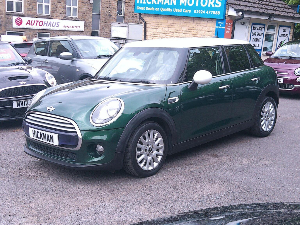 2015 MINI HATCH