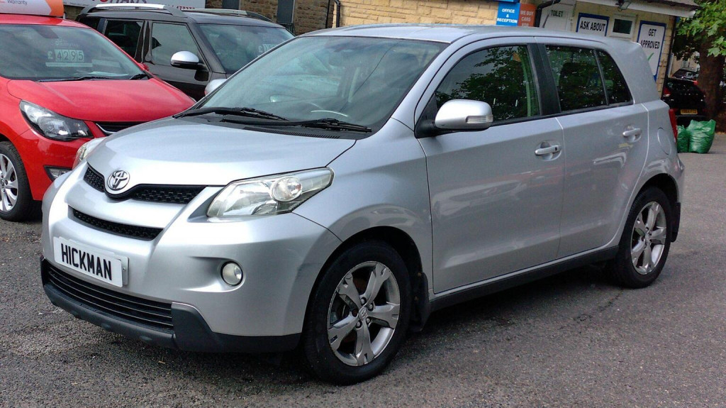 2010 Toyota URBAN Cruiser